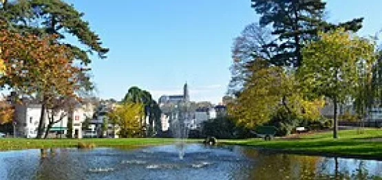 Cholet_-_Jardin_du_Mail_(1)