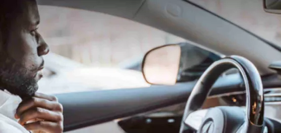 homme-voiture-professionnel