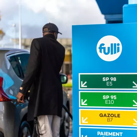 stations-services_fulli